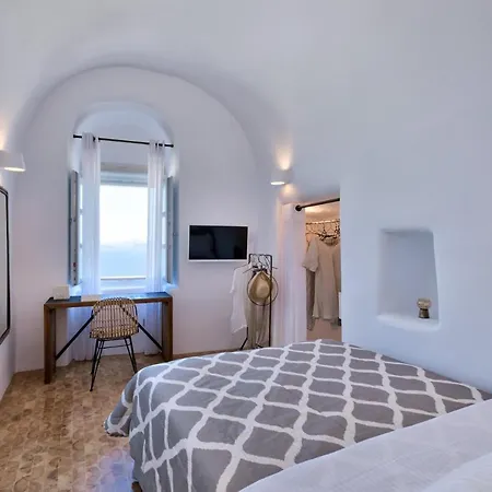 Namaste Suites By Oias Local Cavehouses
